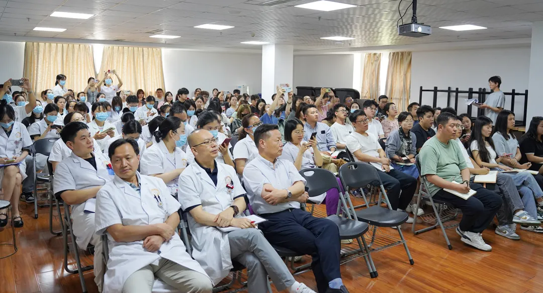 精准培训强基础，以学赋能促提升—成都中医哮喘医院开展院内技术培训！