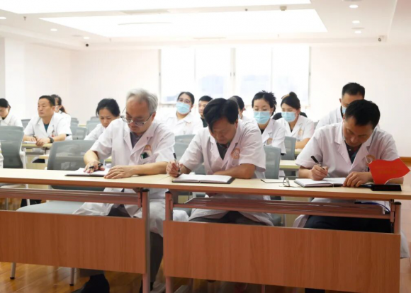 以表彰树标杆，以实干强质量——成都中医哮喘医院多措并举践行医疗质量提升政策要求！